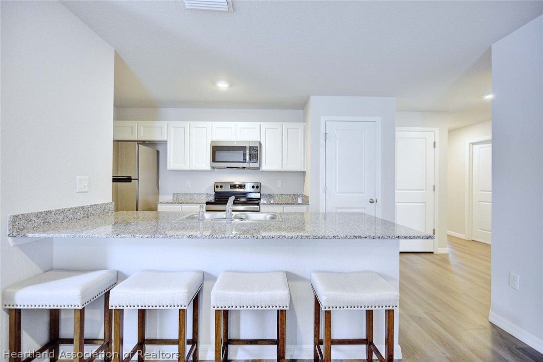 1509 Stone Ridge Cir, Sebring, FL 33870 photo