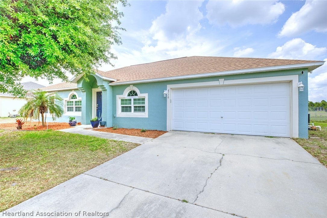 4710 Tarrega St, Sebring, FL 33872 photo