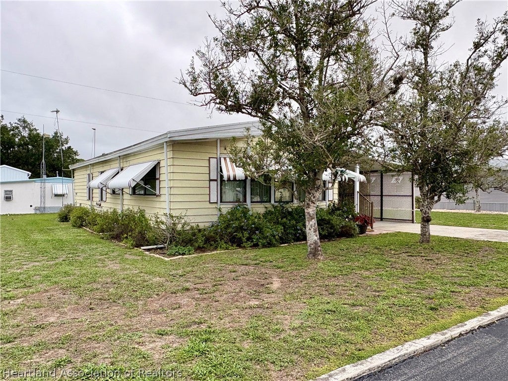 2952 Las Vegas Blvd, Sebring, FL 33870 photo