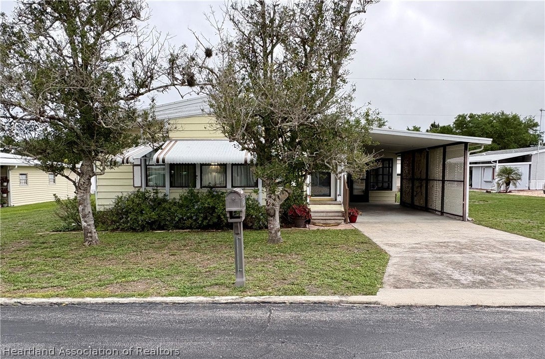 2952 Las Vegas Blvd, Sebring, FL 33870