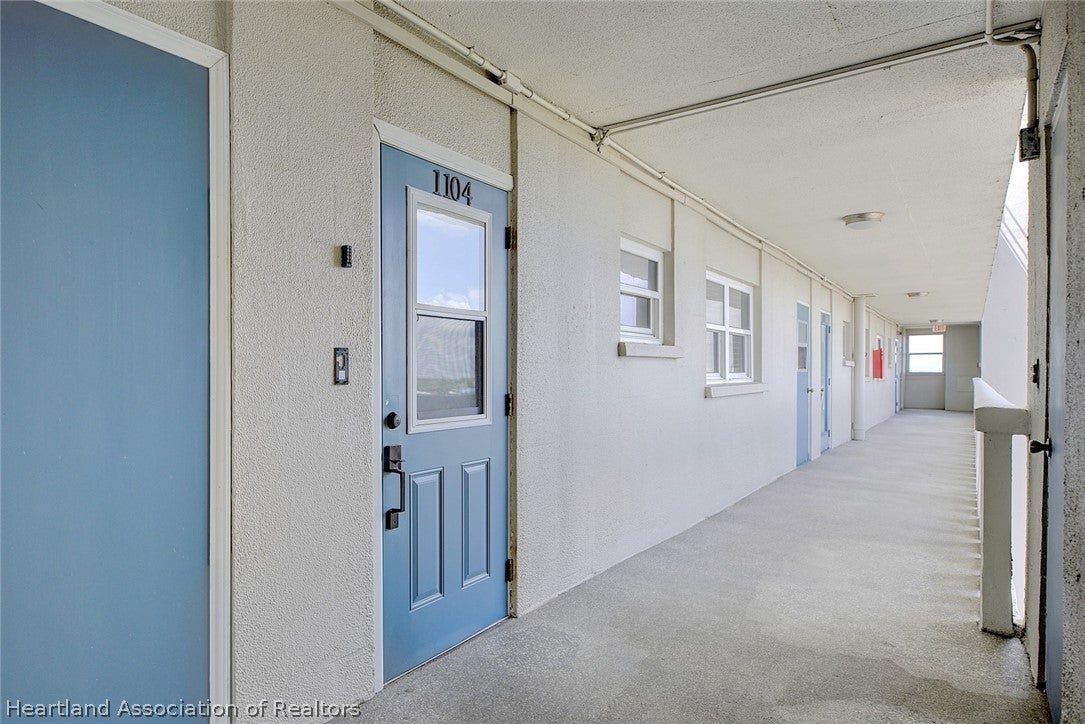 2131 Lakeview Dr #1104, Sebring, FL 33870 photo