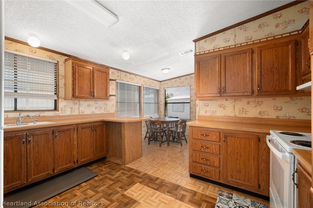 4717 Orange Blvd, Sebring, FL 33870 photo