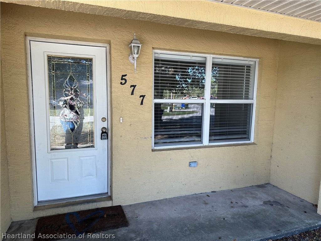 573 Vanguard Ave, Lake Placid, FL 33852