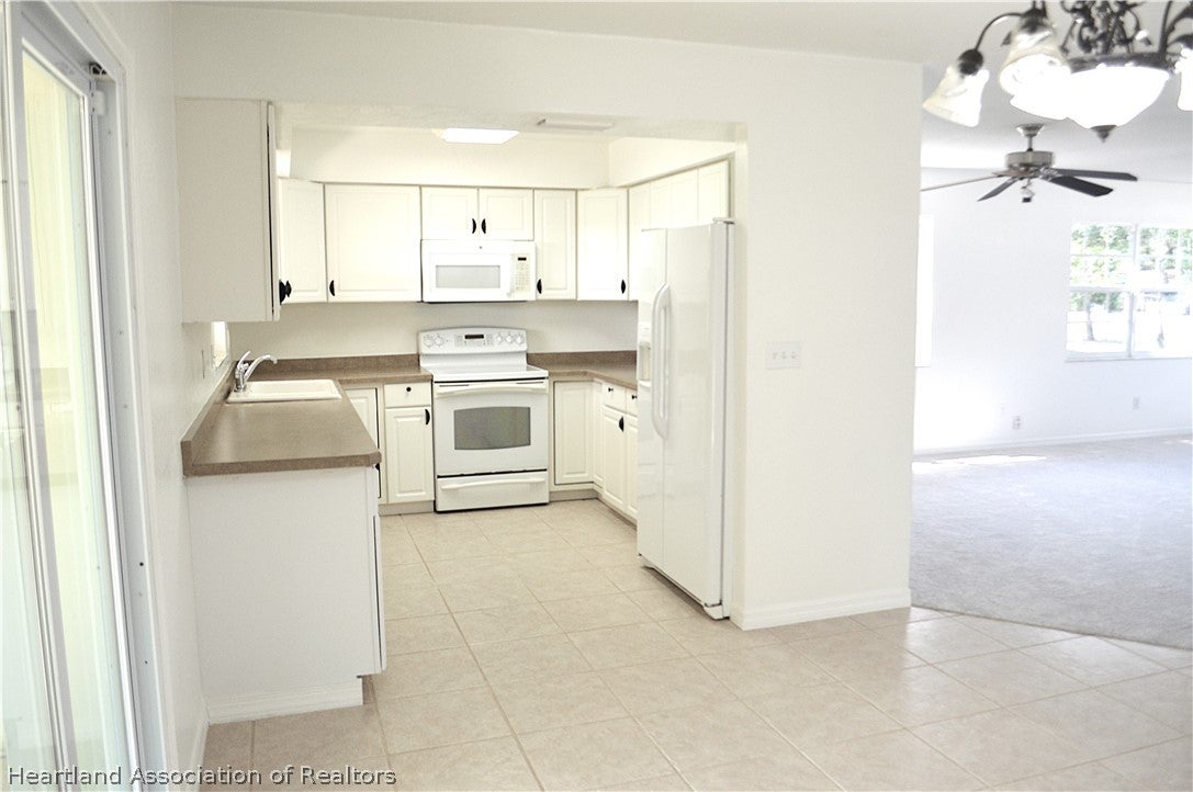 1971 W Myakka Rd, Avon Park, FL 33825 photo