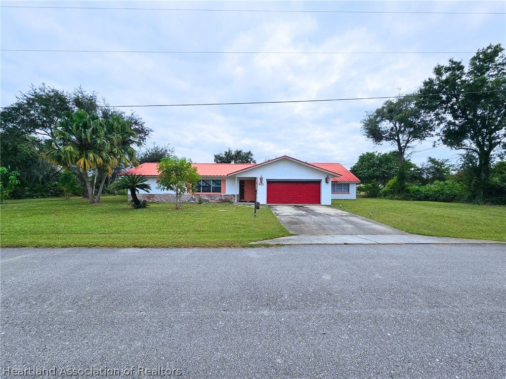 842 Archie Summers Rd, Lake Placid, FL 33852