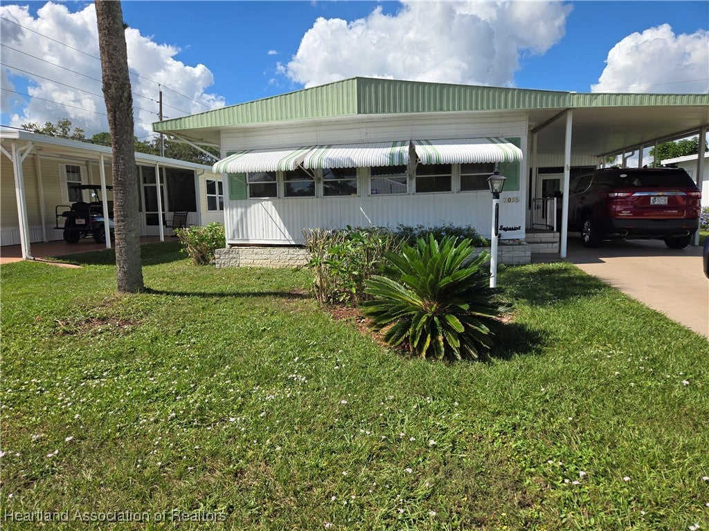 3035 Roger St, Sebring, FL 33872 photo