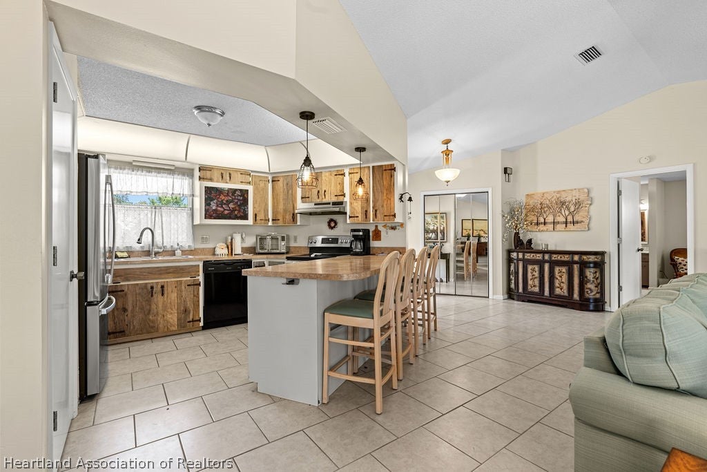 306 Grissom Rd, Lake Placid, FL 33852 photo