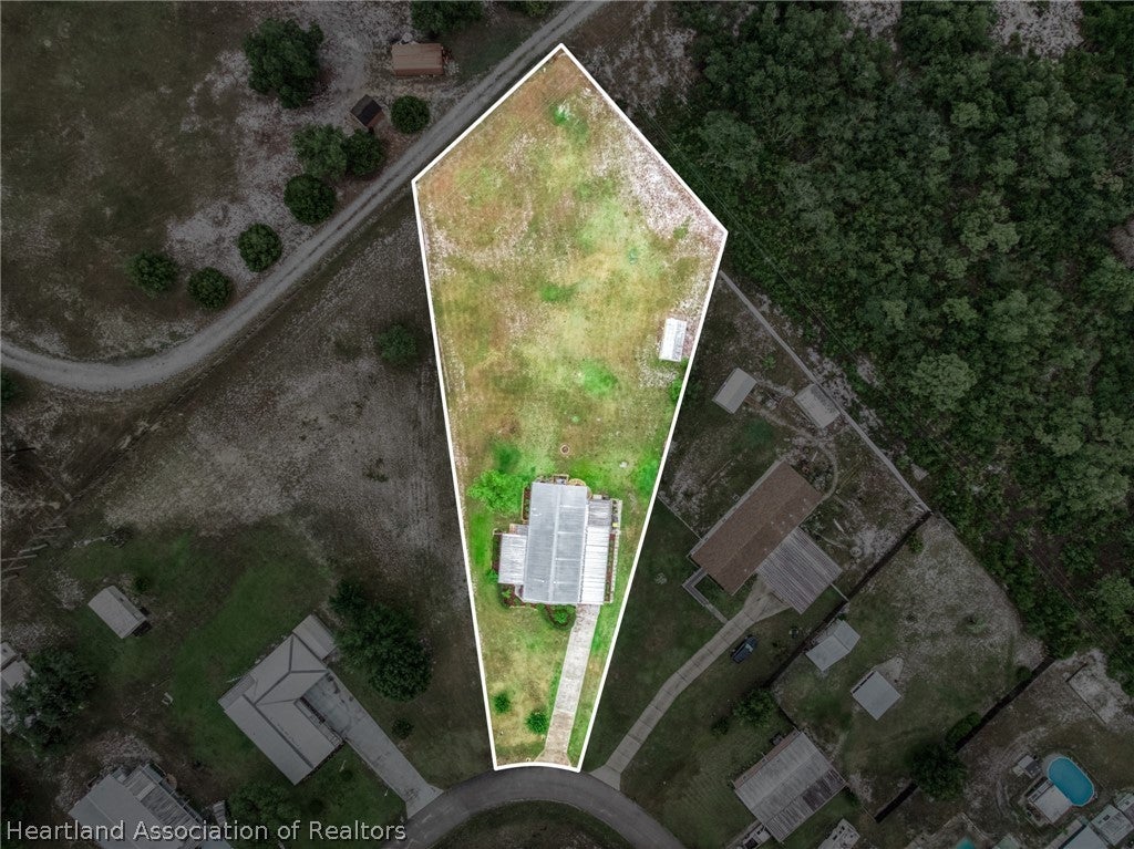 223 Hickory Ridge Dr, Sebring, FL 33876 photo
