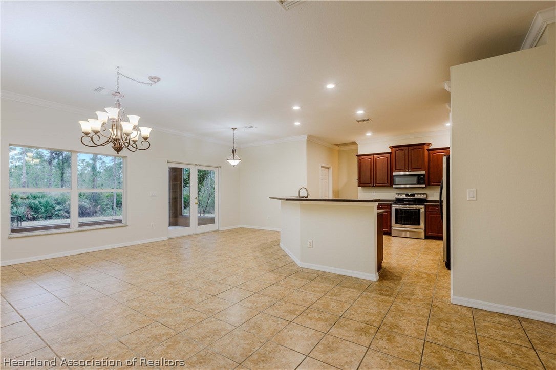 1701 Marigold Ave, Sebring, FL 33875 photo
