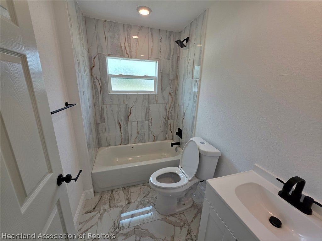 2423 Bandra Rd, Avon Park, FL 33825 photo