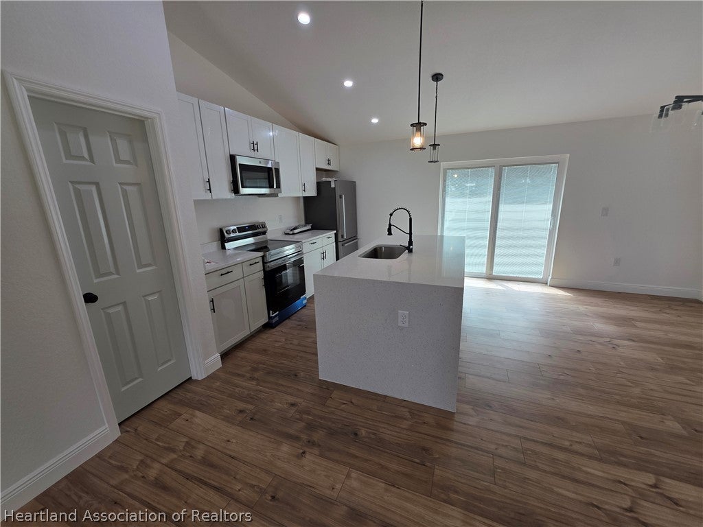 2423 Bandra Rd, Avon Park, FL 33825 photo