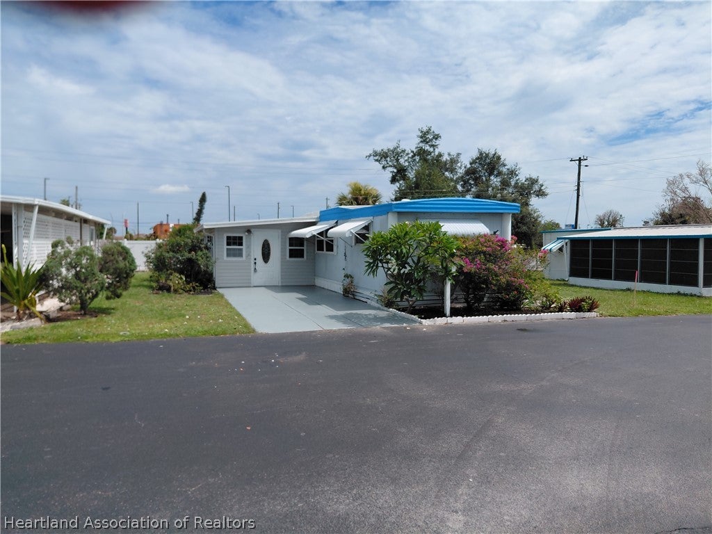 8116 Clara St, Sebring, FL 33870