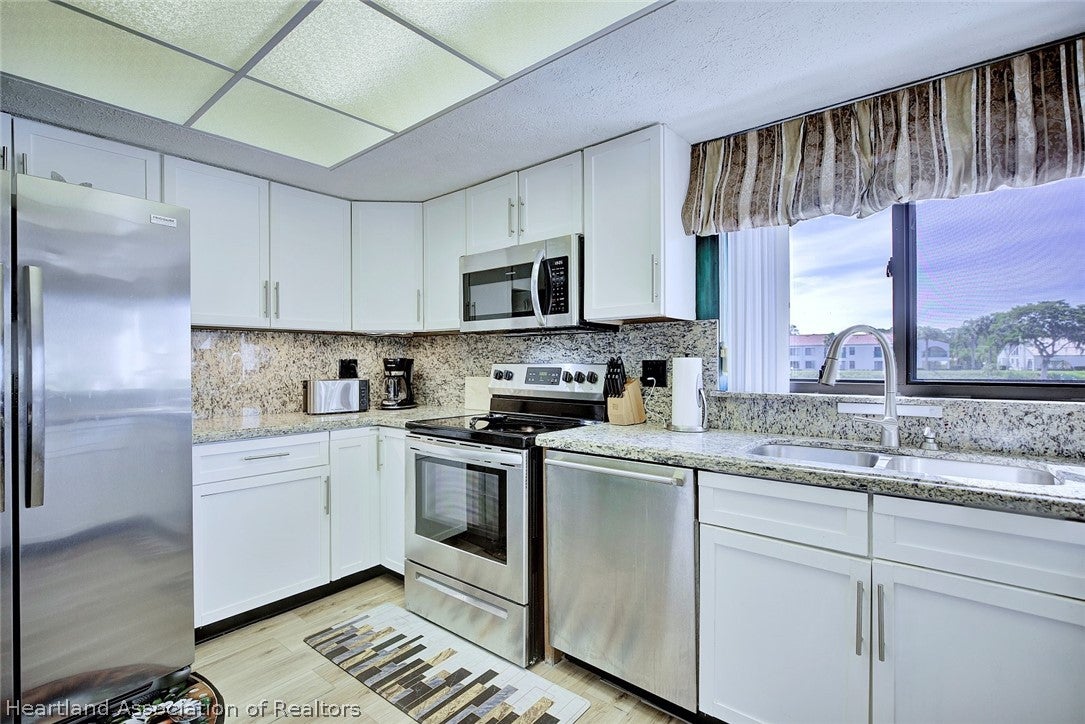 4989 Casablanca Cir #J 1, Sebring, FL 33870 photo