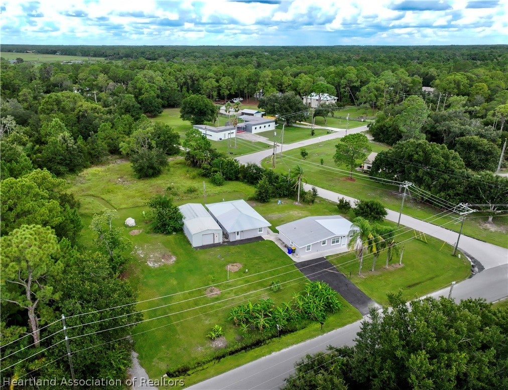 6407 Lakeside Dr, Sebring, FL 33875 photo