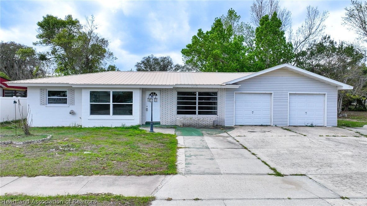 1115 Bellevue Ave, Sebring, FL 33870