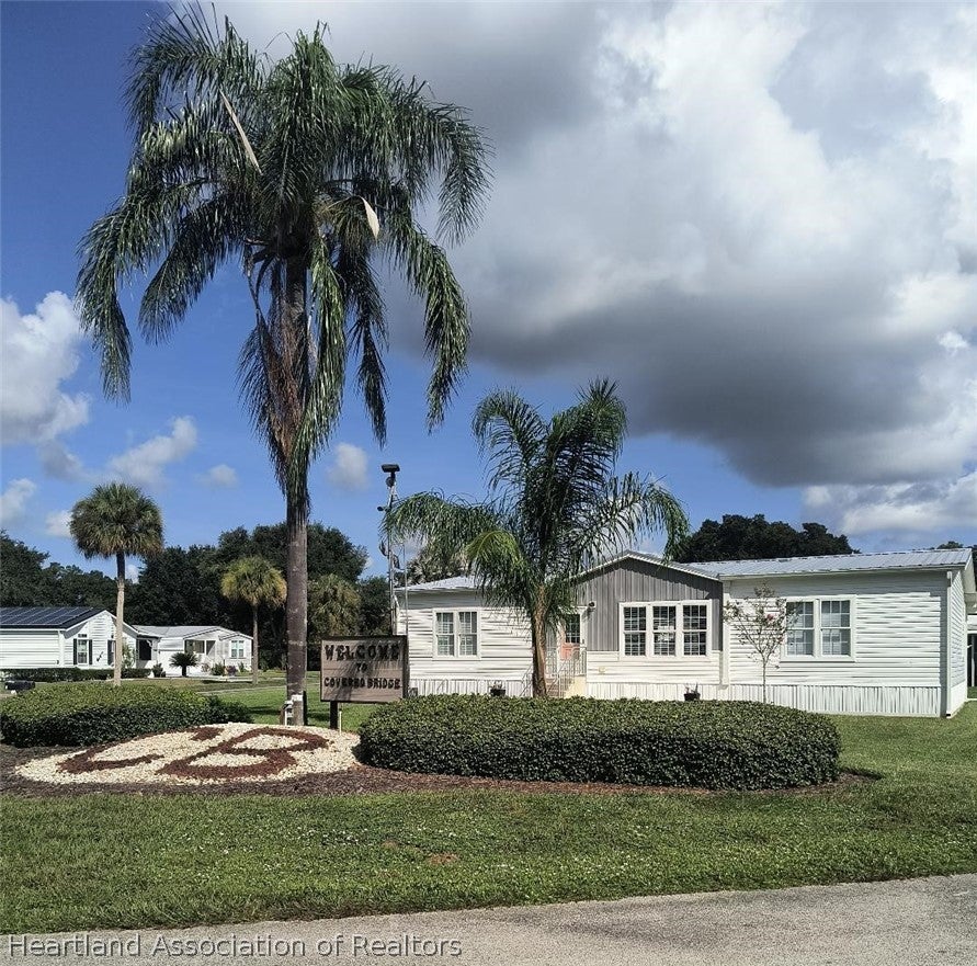 4 Pinecrest St, Lake Placid, FL 33852
