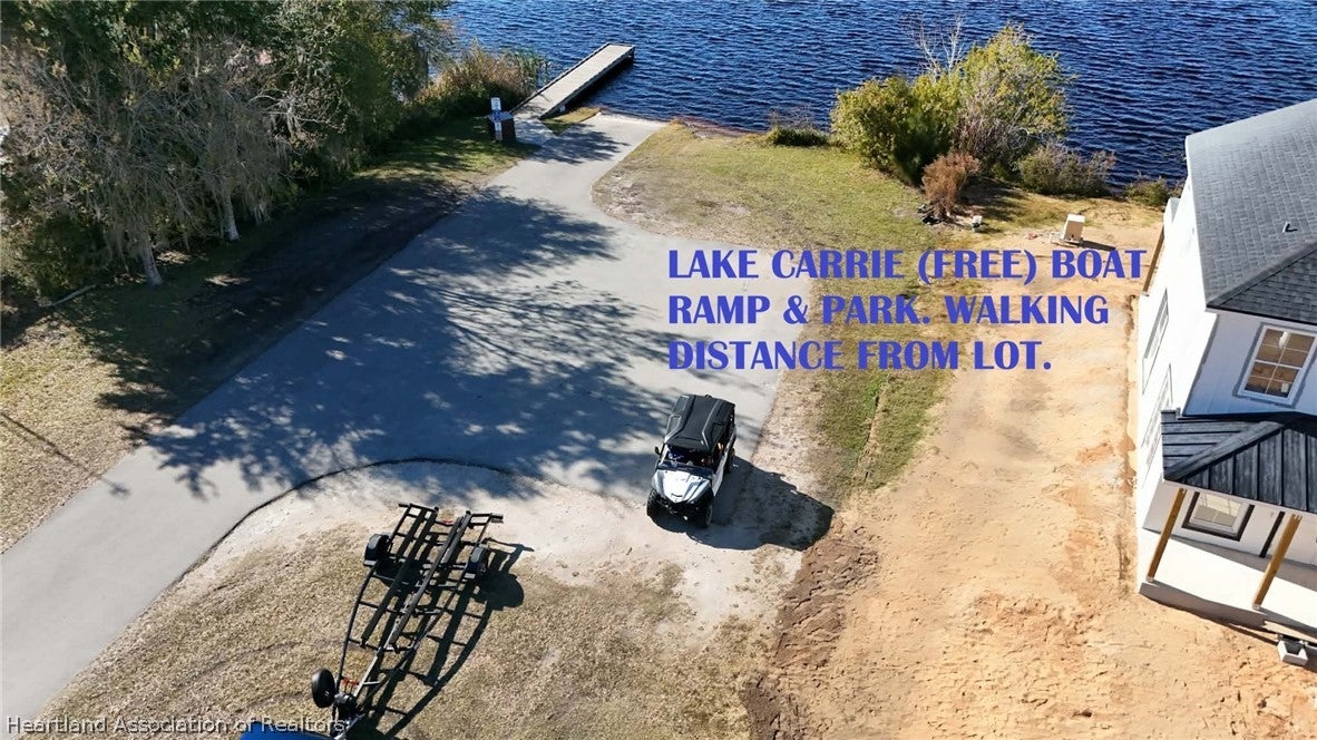 3045 Georgia Pine Rd, Lake Placid, FL 33852 photo