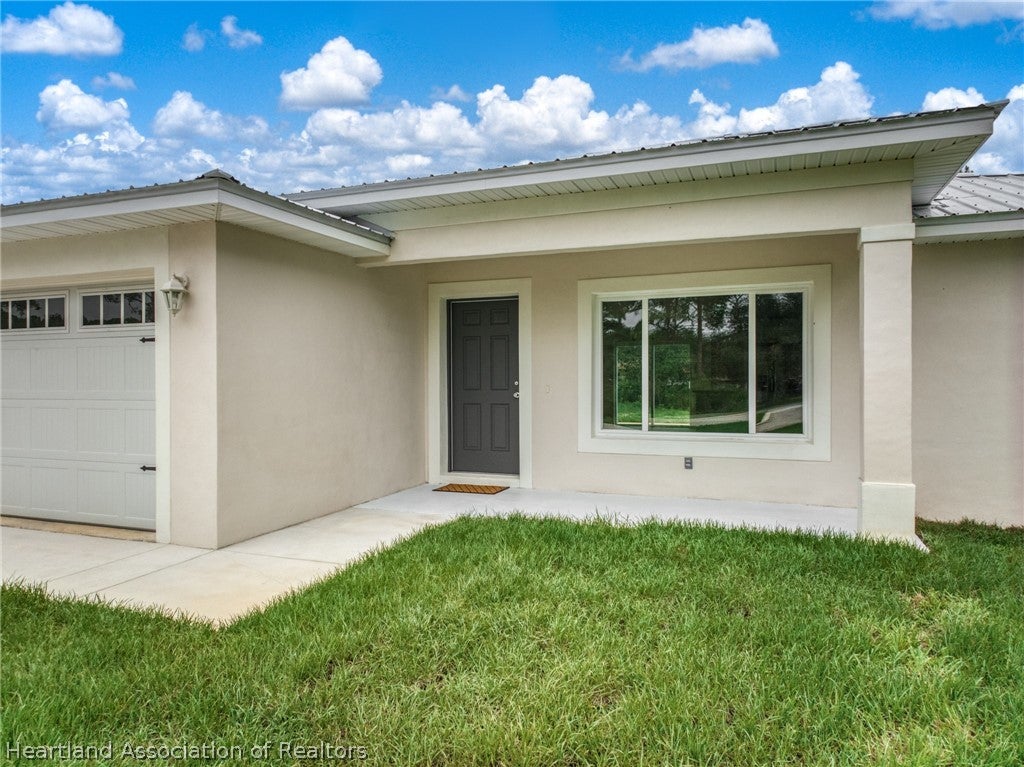 4812 Grampus Dr, Sebring, FL 33870 photo