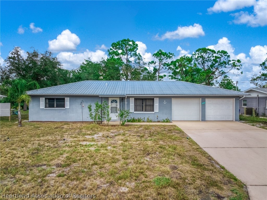 227 Canal Way, Lake Placid, FL 33852