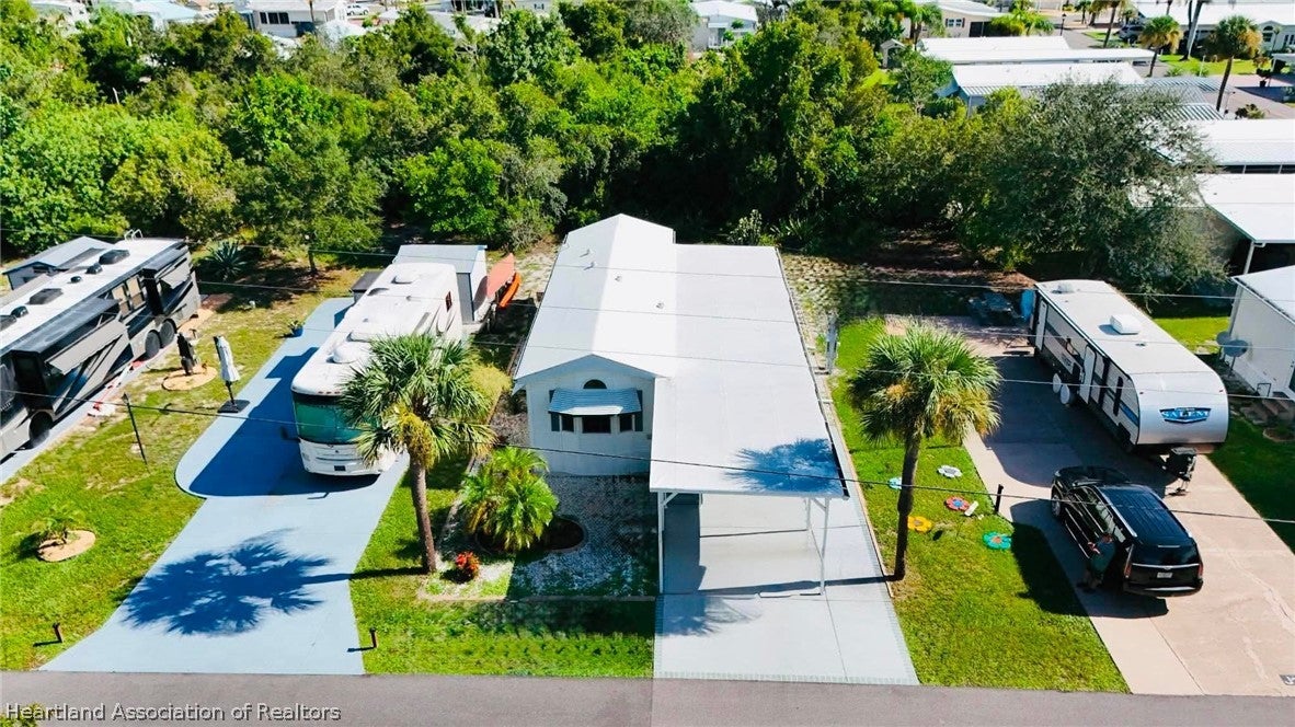 218 Shoreline Dr, Lake Placid, FL 33852 photo