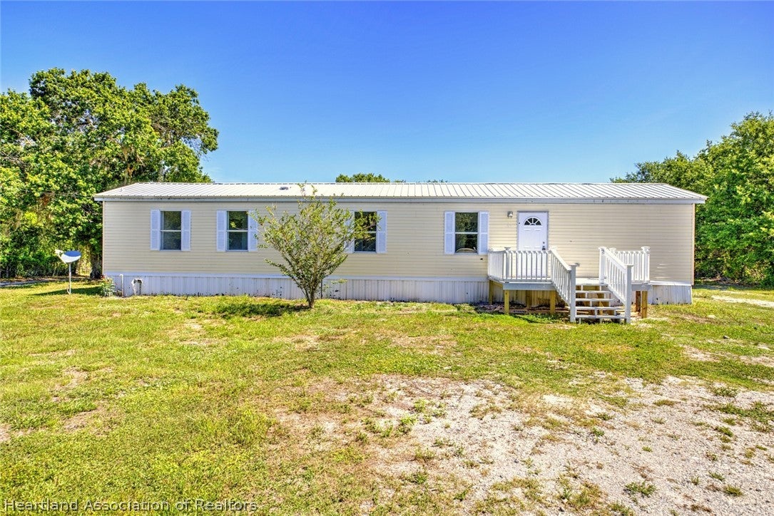 1824 Leisure Dr, Lorida, FL 33857 photo