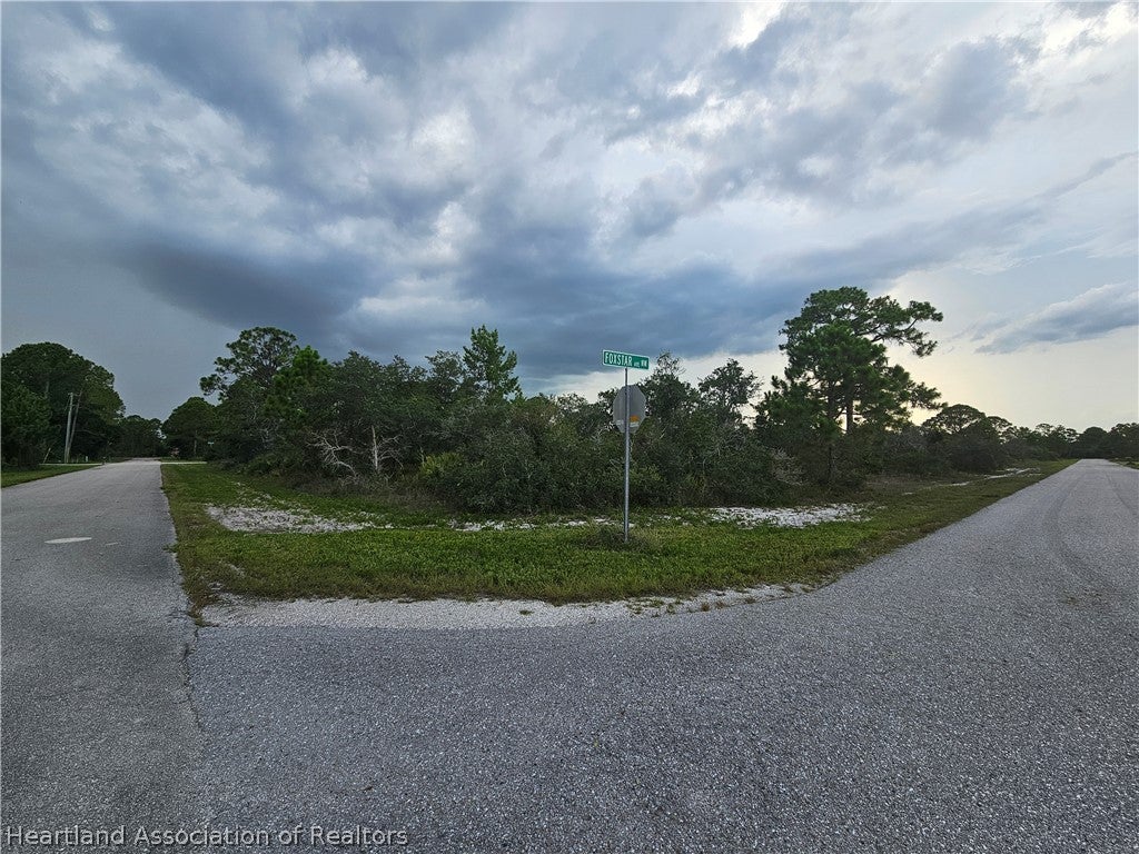 643 Buccaneer St, Lake Placid, FL 33852