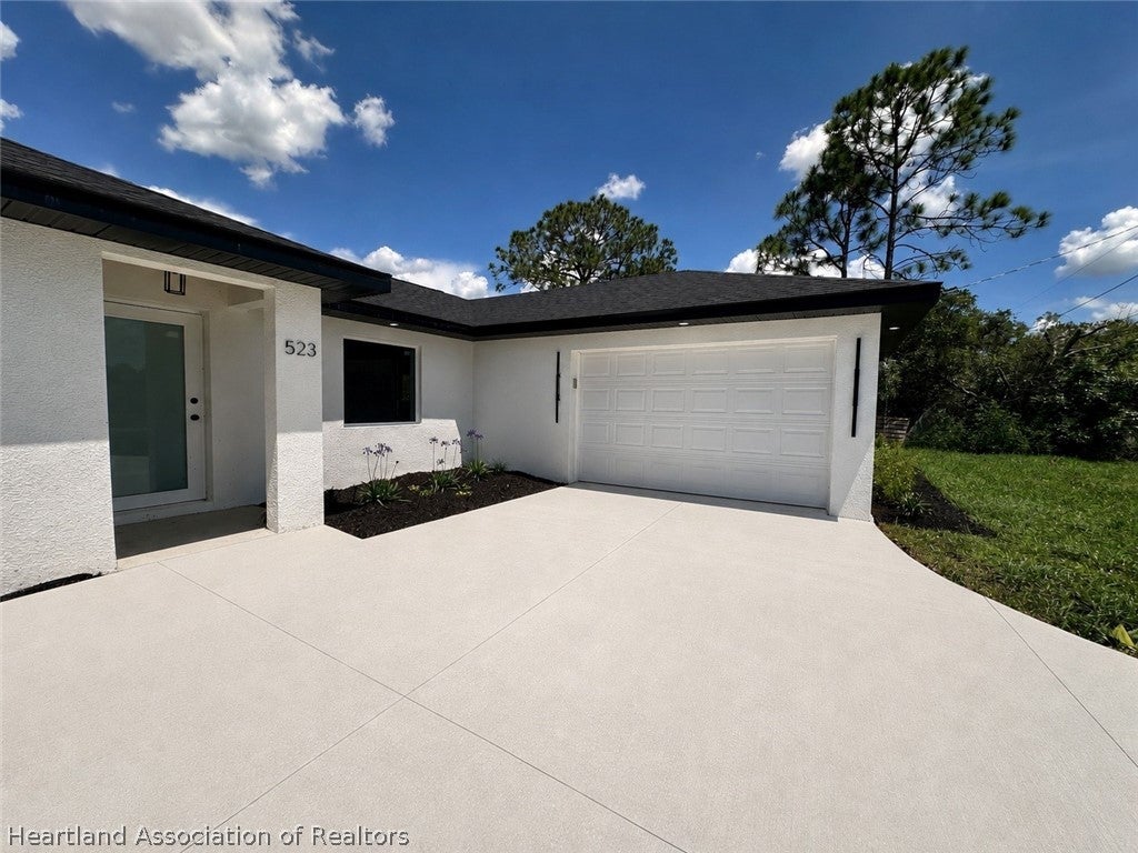 523 Concert Dr, Lake Placid, FL 33852 photo