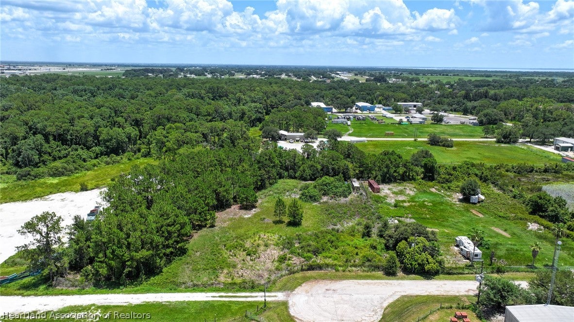 243 Commercial Pl, Sebring, FL 33876