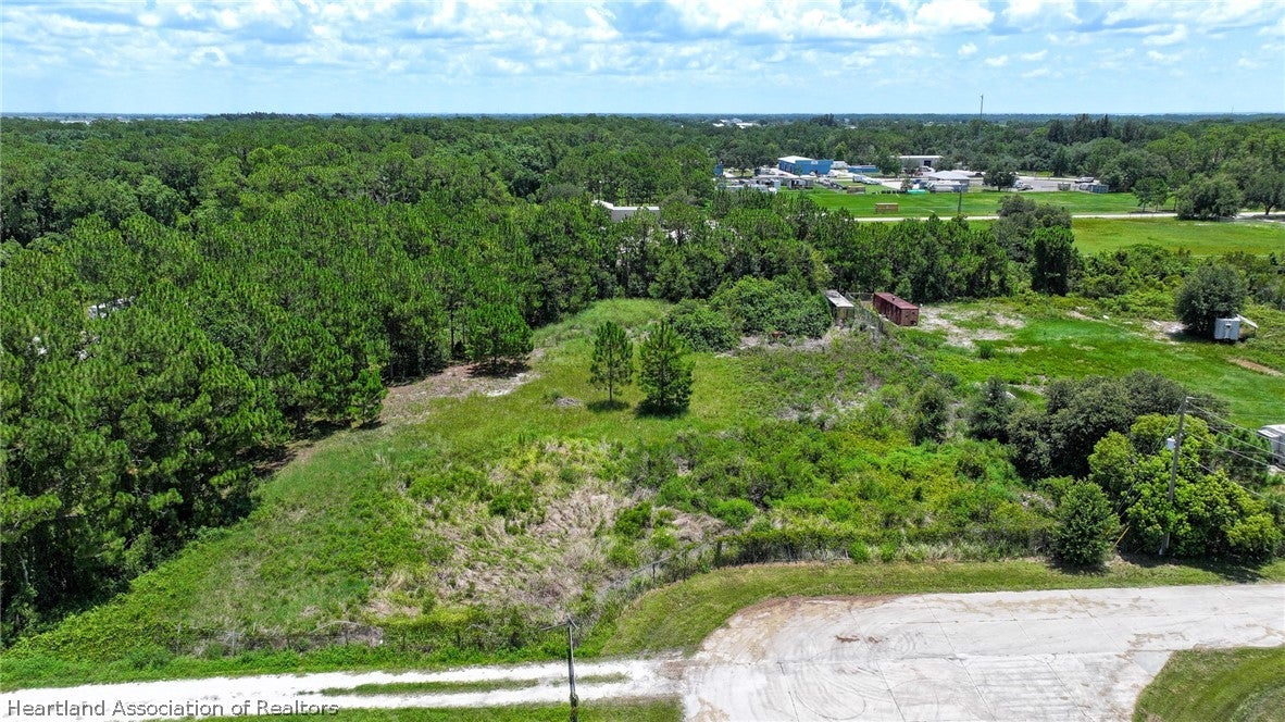 243 Commercial Pl, Sebring, FL 33876 photo