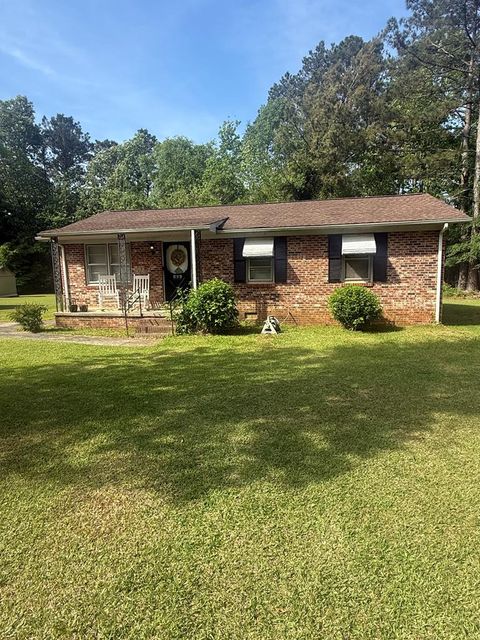 Single Family Residence in Greenwood SC 606 Magnolia Dr.jpg