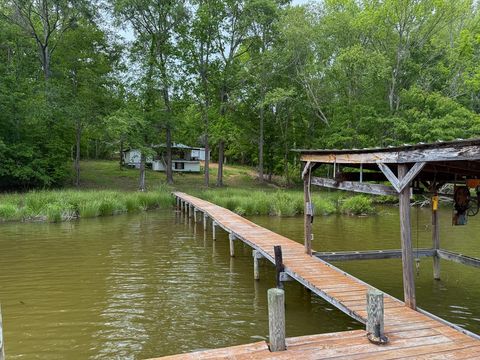Single Family Residence in Waterloo SC 527 Stillwater Rd.jpg