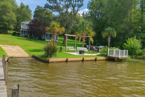Single Family Residence in Waterloo SC 590 Relax Street.jpg