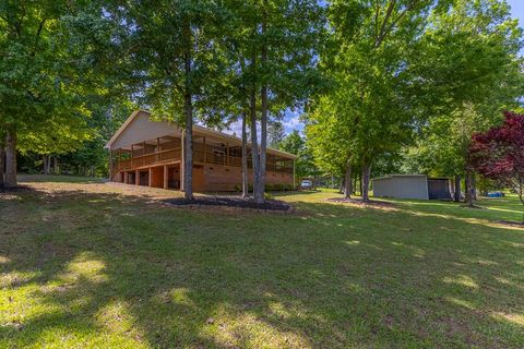 Single Family Residence in Cross Hill SC 135 Driftwood Rd.jpg