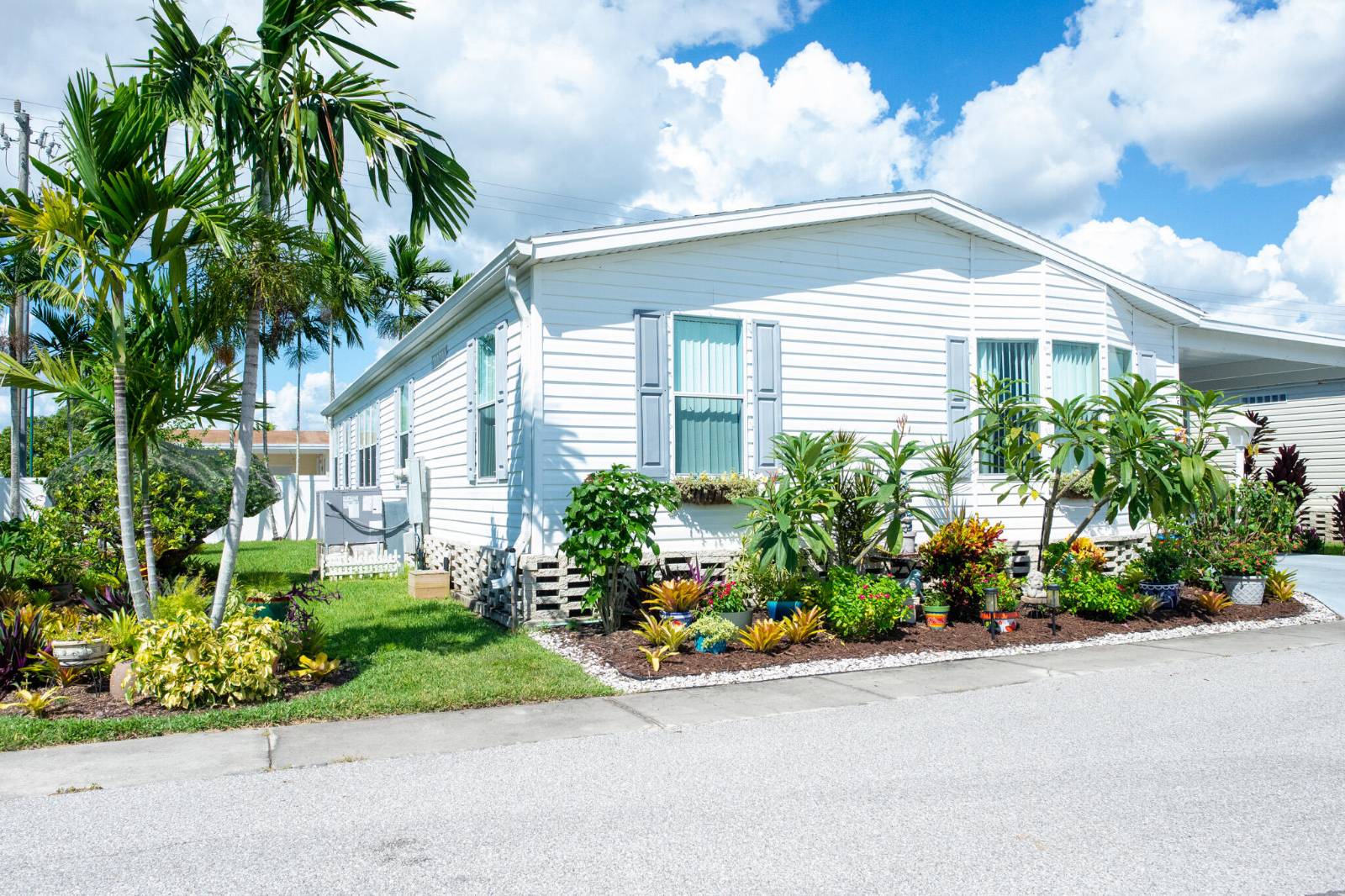 825 Tall Oak, Naples, FL 34113 photo