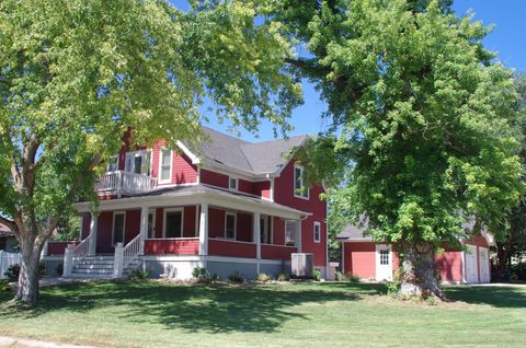 Single Family Residence in Broken Bow NE 1431 N L St.jpg