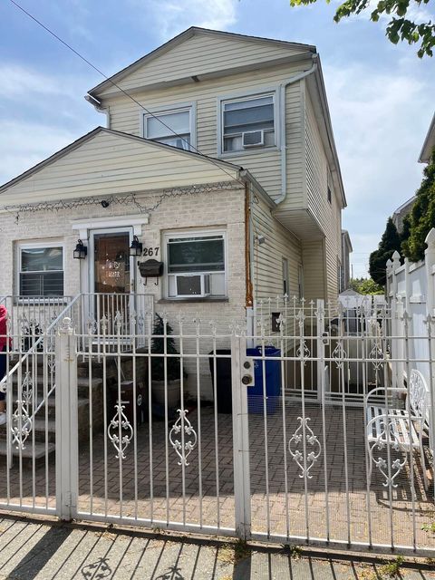 Single Family Residence in Bronx NY 267 Robinson Ave.jpg