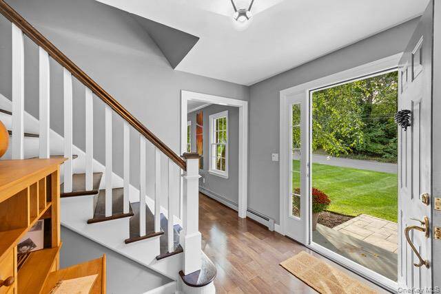 18 Robert Townsend Dr, Setauket, NY 11733 photo