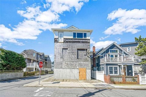  in Long Beach NY 23 New Hampshire St.jpg
