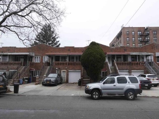 1258 98th St, Brooklyn, NY 11236