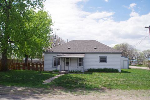 Single Family Residence in Berwyn NE 307 Curran Ave.jpg