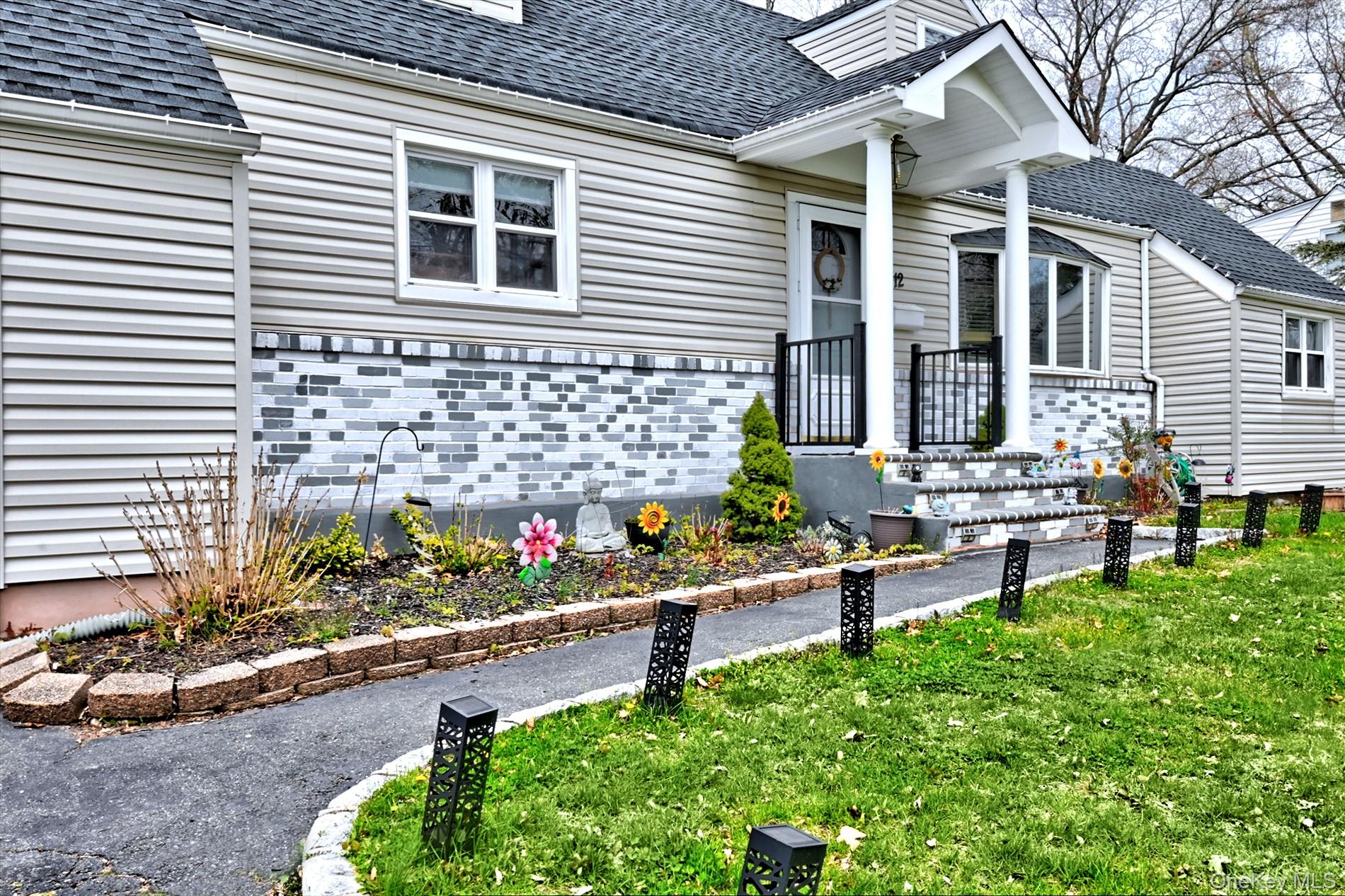 12 Bruce Ln, Kings Park, NY 11754 photo