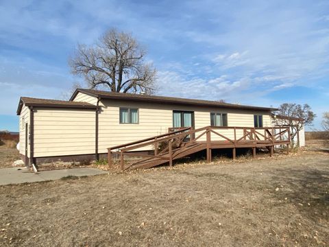 Single Family Residence in Sidney MT 12119 Hwy 16.jpg