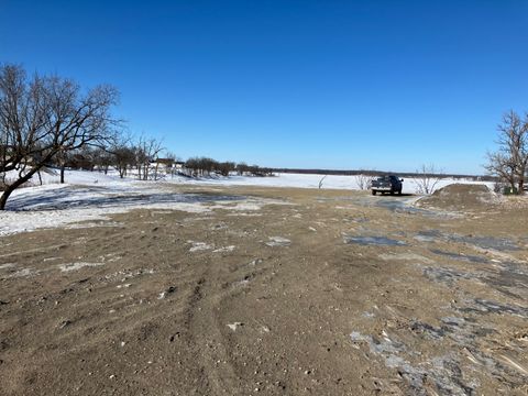 in Lakota ND xxxx lot 1 blk 2 sec 27.jpg