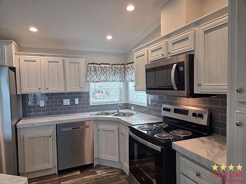 751 10 St #500, Palmetto, FL 34221 photo