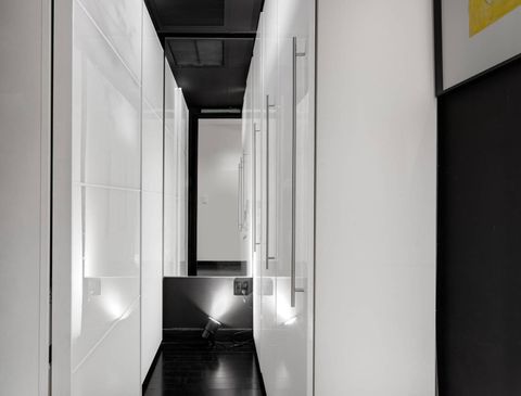 Condominium in New York NY 20 Pine Street #516 6.jpg