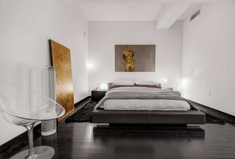 Condominium in New York NY 20 Pine Street #516 5.jpg