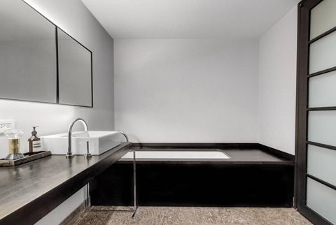Condominium in New York NY 20 Pine Street #516 8.jpg