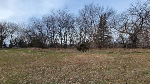  in Auburn NE 2440 Whitlow Avenue #1.jpg