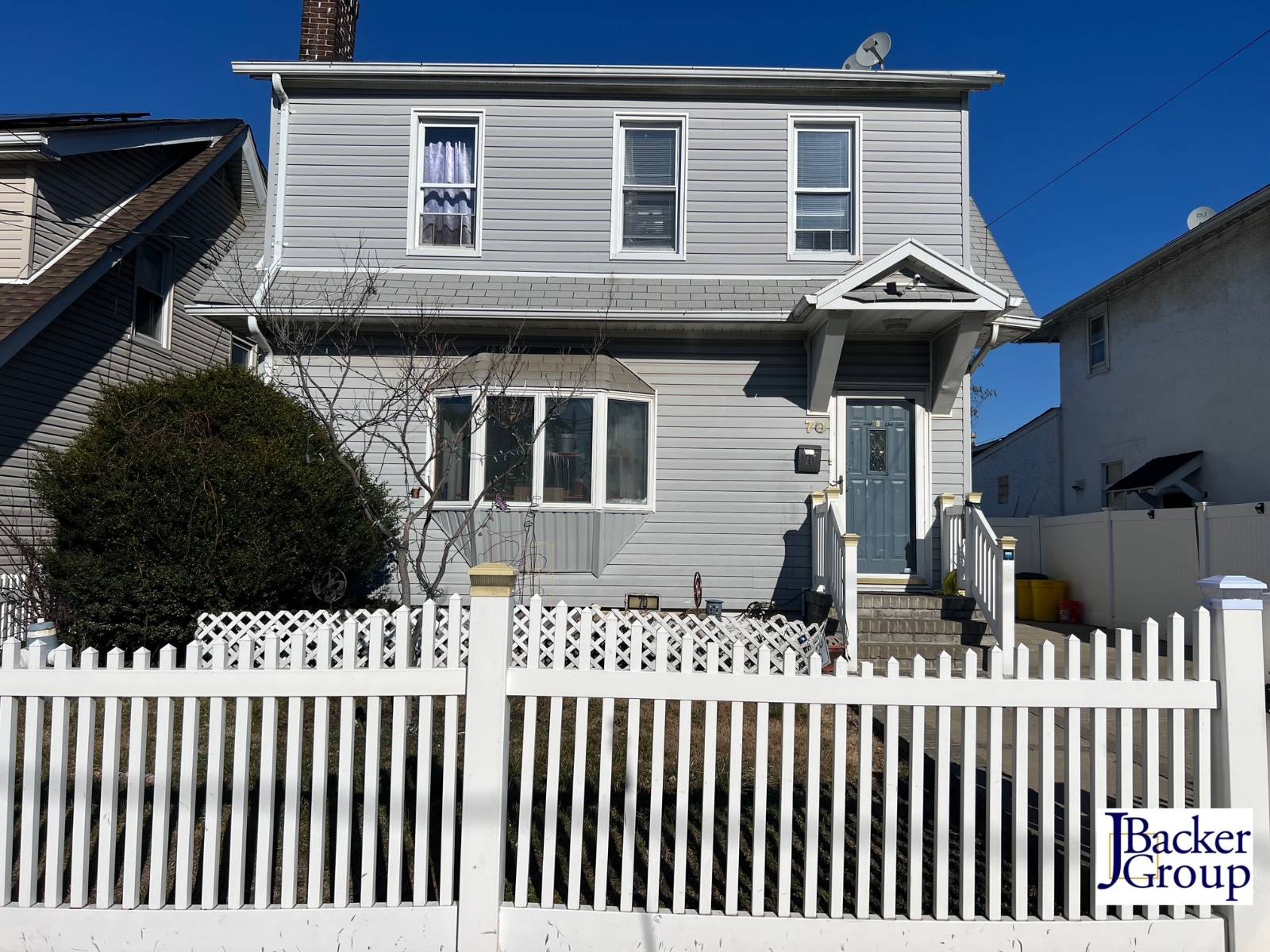 70 Roger Ave, Inwood, NY 11096