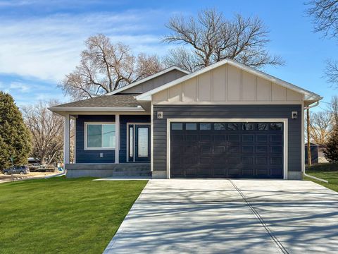 Single Family Residence in Albion NE 105 S 11th Street.jpg